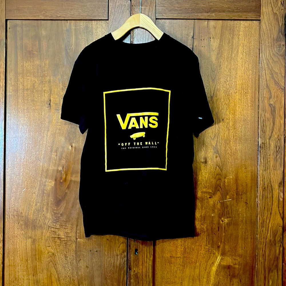 Vans off the wall tee